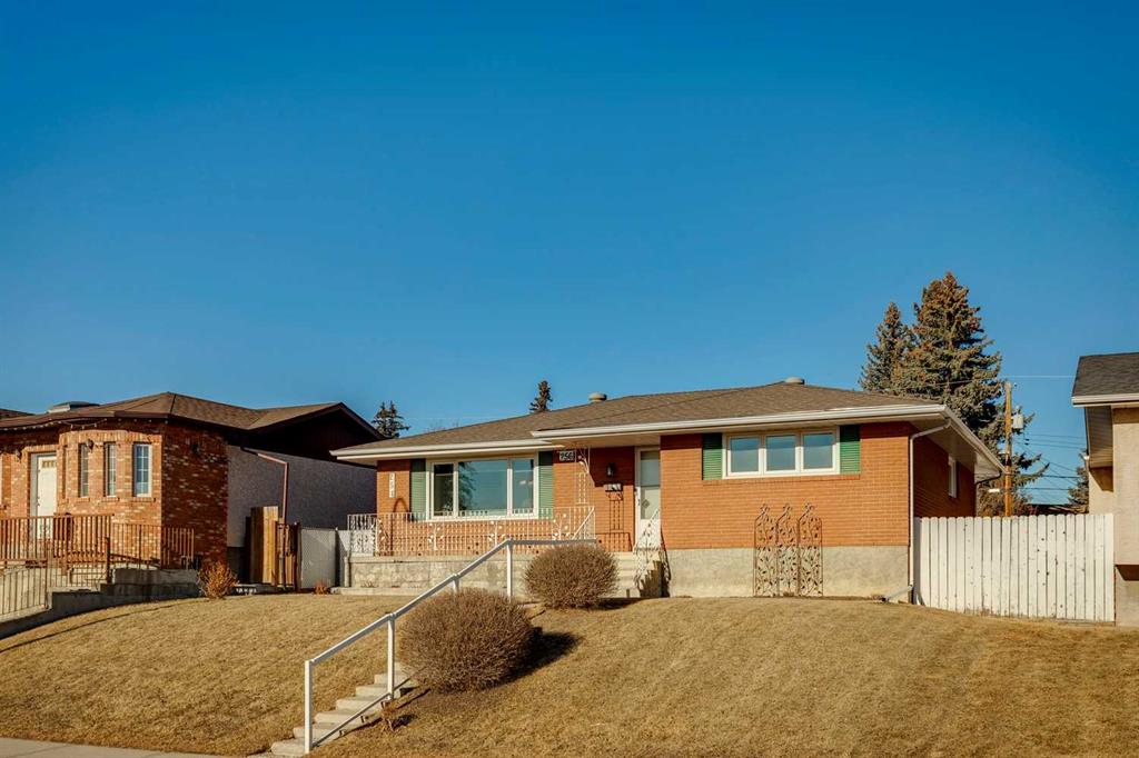 256 Huntridge Road NE, A2290190, Alberta,
