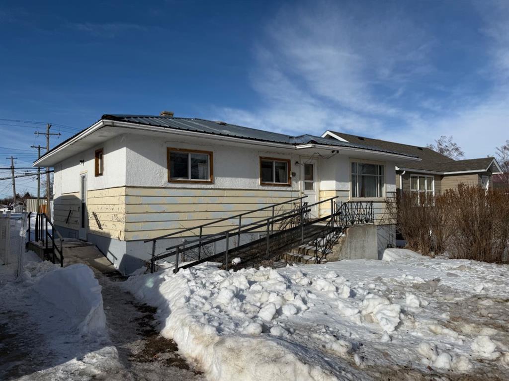 709 centre Street , A2290205, Alberta,
