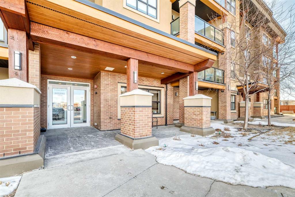 1105, 10 Market Boulevard SE, A2290221, Alberta,