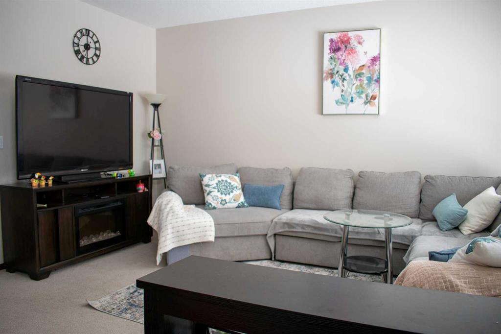 Fifth View of 11 Abel Close , Aspen Ridge, Red Deer, Alberta, T4R 2Y2