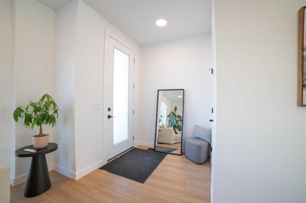 Fourth View of 45 Treeline Avenue SW, Alpine Park, Calgary, Alberta, T2Y 0R7