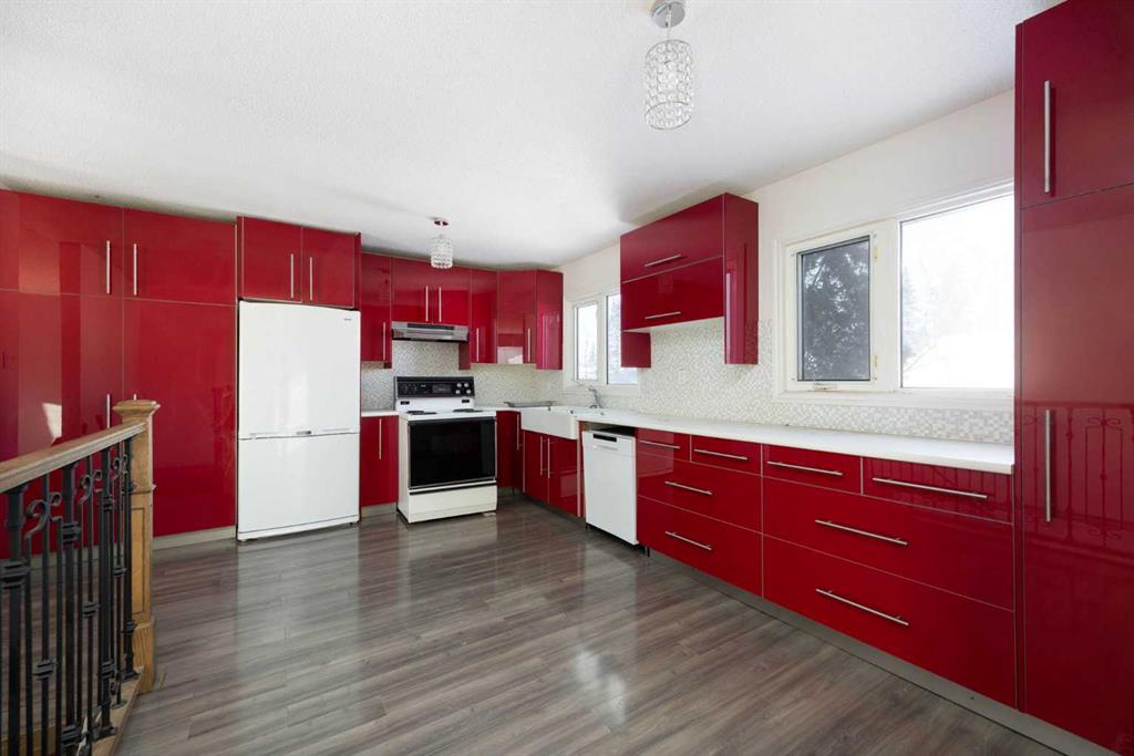 Fifth View of 21 Ells Crescent , Downtown, Fort McMurray, Alberta, T9H 1N4