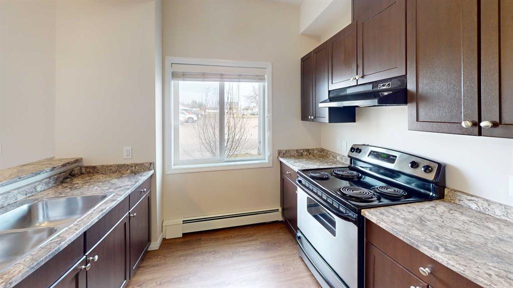 Third View of 208, 10004 97A Street , Central Business District, Grande Prairie, Alberta, T8V2C1