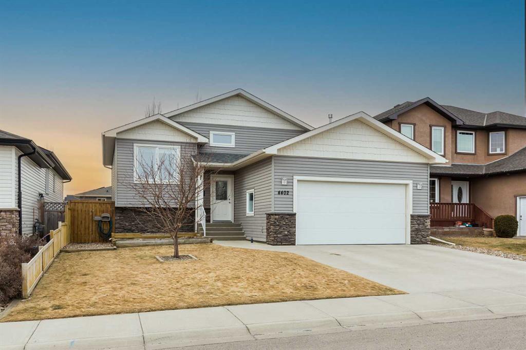 4402 Sundance Road , A2290382, Alberta,