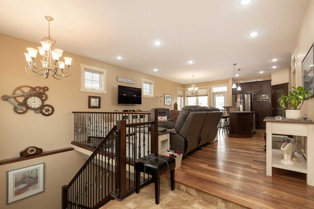 Fifth View of 12 Cougar Cove N, Uplands, Lethbridge, Alberta, T1H 6H2