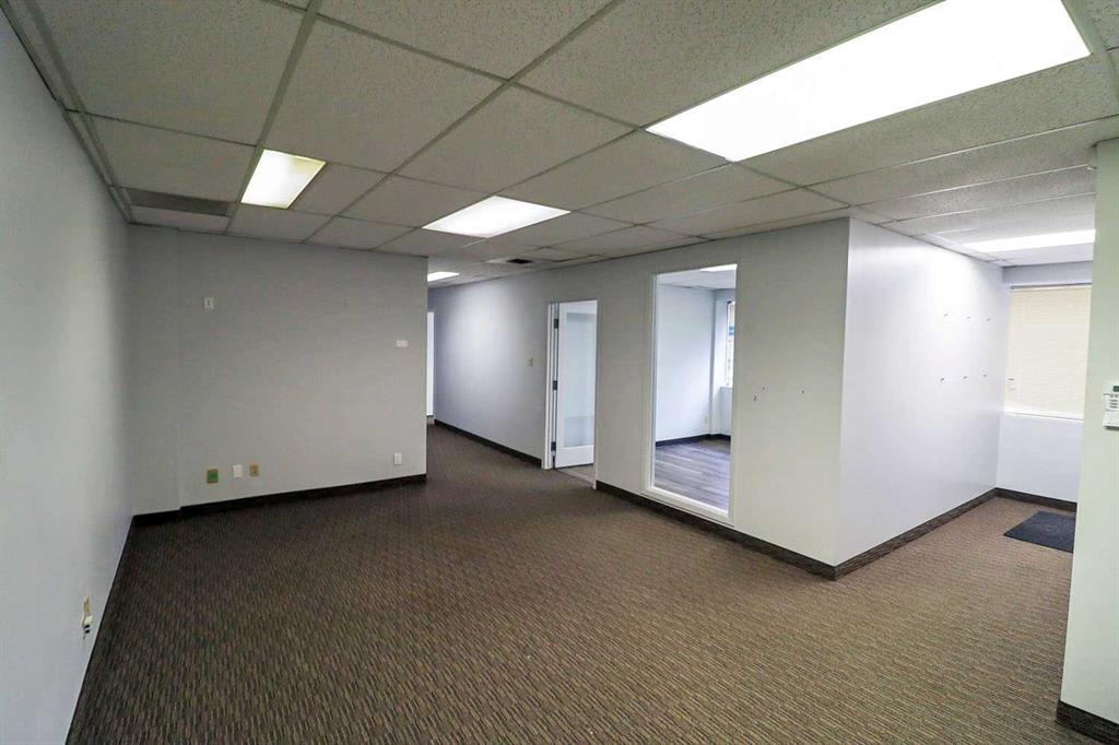 Fifth View of Suite 1-1A, 4321 23B Street NE, North Airways, Calgary, Alberta, T2E 7V9