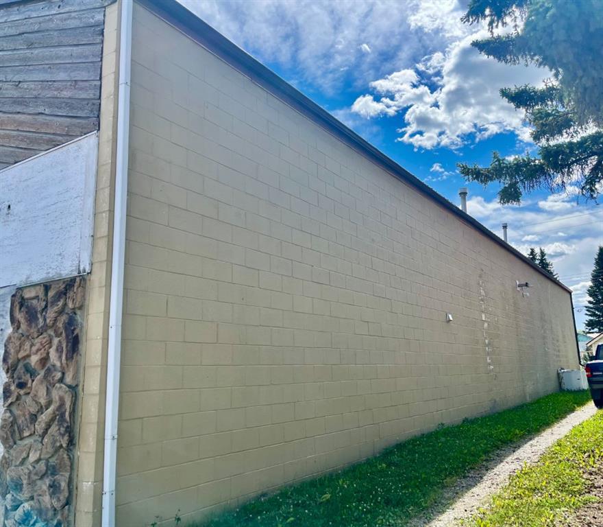 Fourth View of 5115 50 Street , NONE, Caroline, Alberta, T0M 0M0