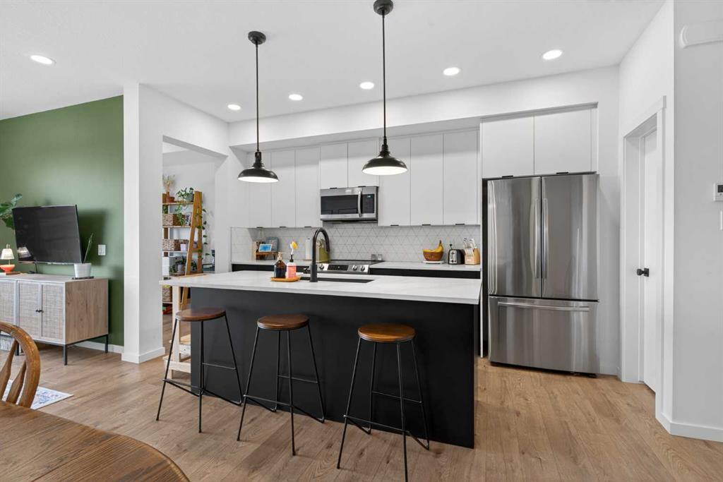 Third View of 163 Creekstone Way SW, Pine Creek, Calgary, Alberta, T2X 4P9