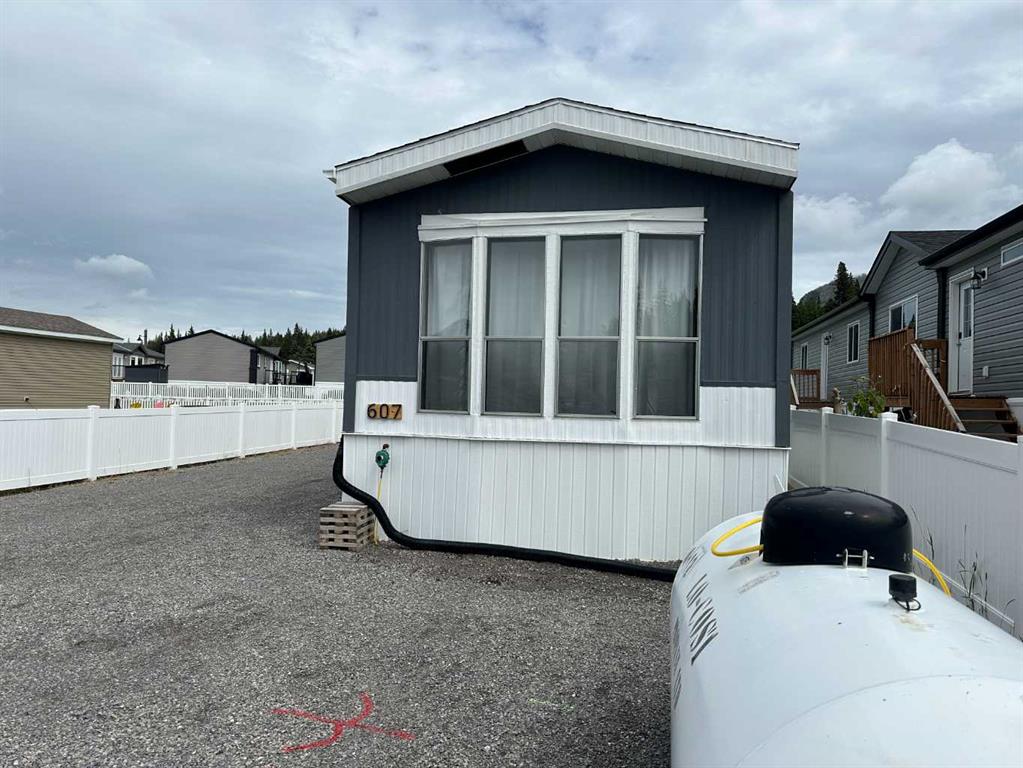 607 LIMESTONE  , A2290558, Alberta,