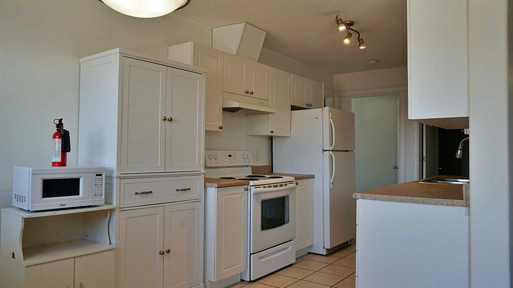 Third View of 202, 5101 18 Street , NONE, Lloydminster, Alberta, T9V 2G7