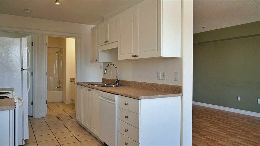 Fourth View of 202, 5101 18 Street , NONE, Lloydminster, Alberta, T9V 2G7