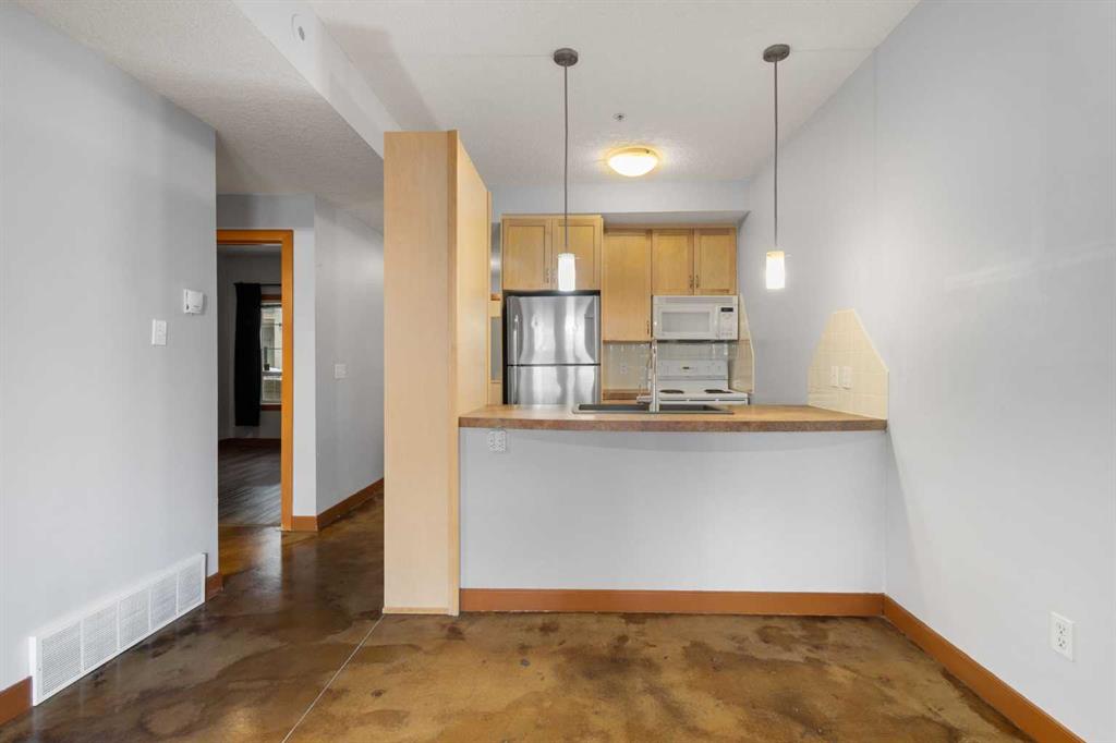 Fifth View of 110, 1235 13 Avenue SW, Beltline, Calgary, Alberta, T3C 0T2