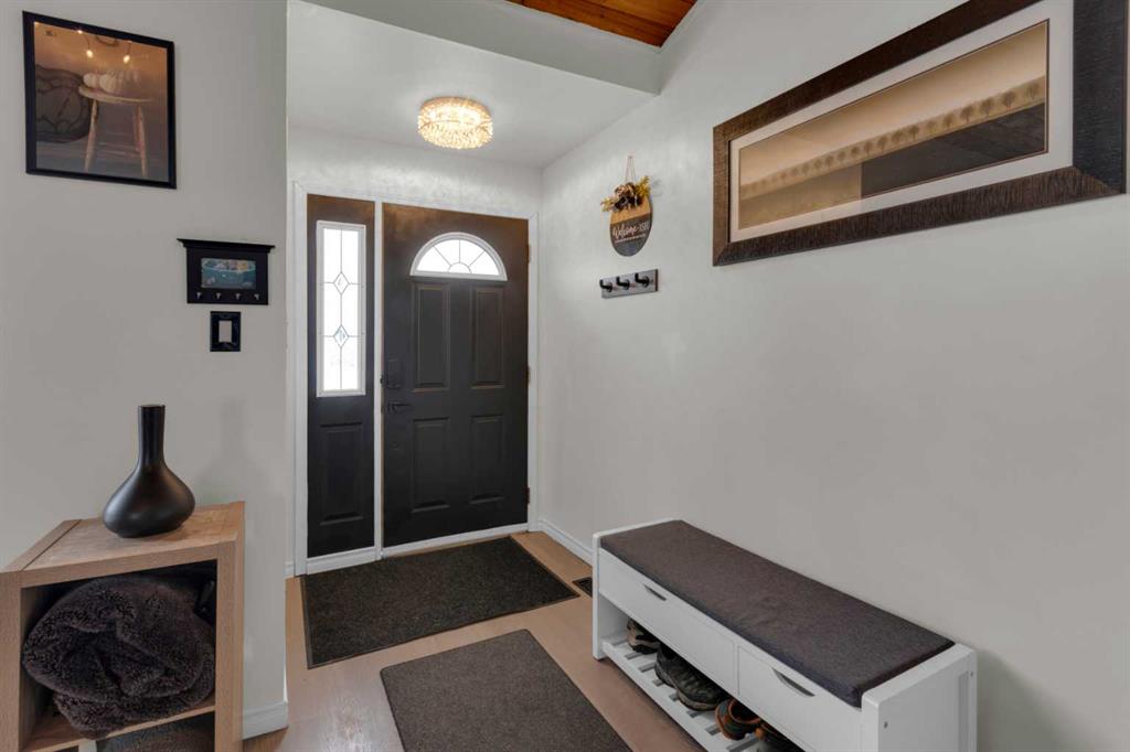 Third View of 415 Bruce Avenue , NONE, Carbon, Alberta, T0M 0L0