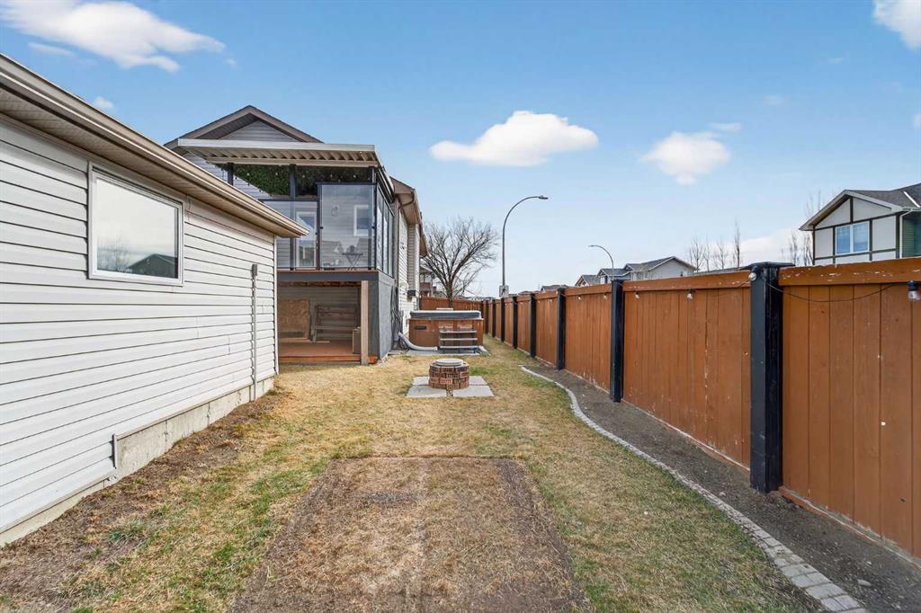 Fourth View of 107 Keystone Terrace W, Copperwood, Lethbridge, Alberta, T1J 5C4