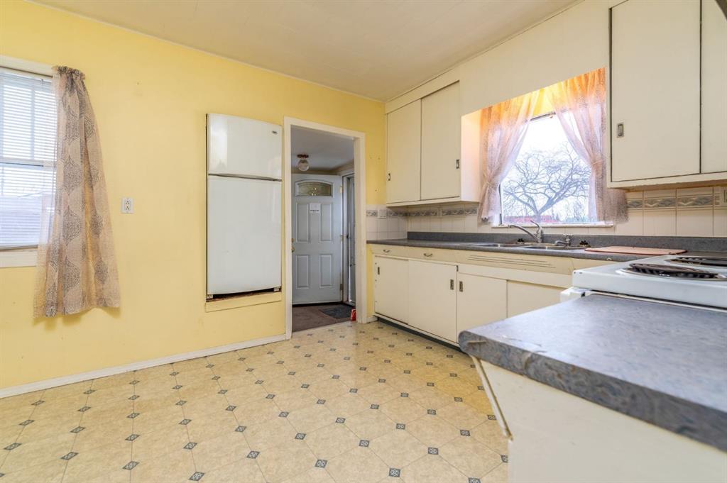 Third View of 5305 49 Avenue , North Lloydminster, Lloydminster, Saskatchewan, S9V0V2