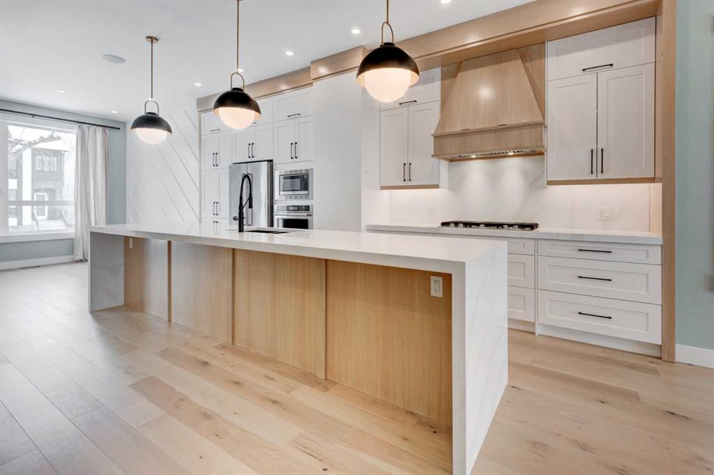 2425 27 Street SW, A2290714, Alberta,