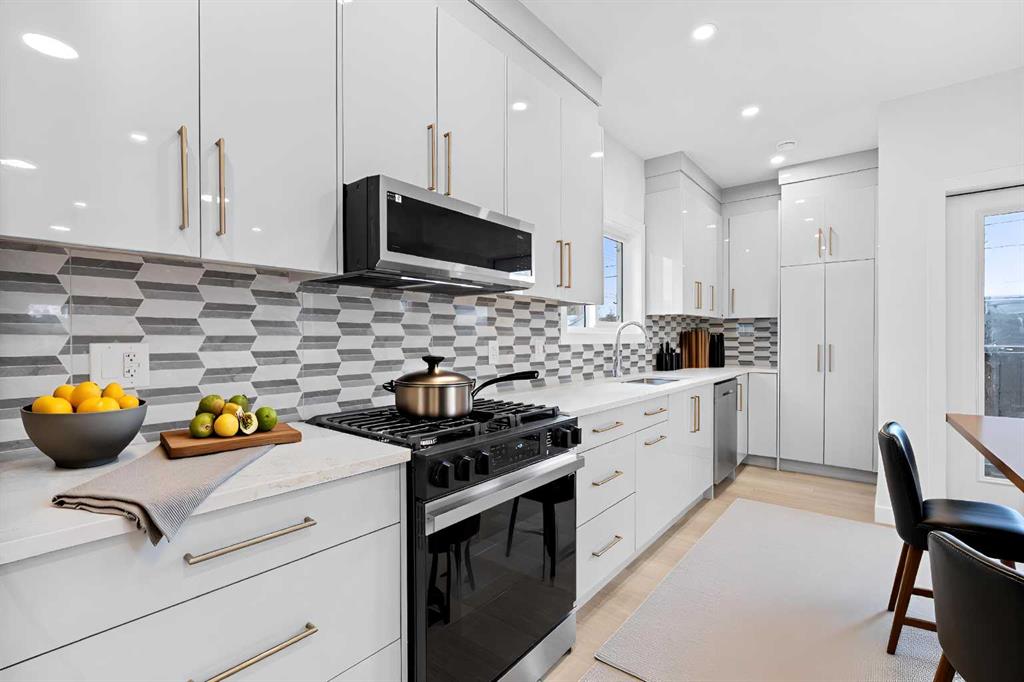 Fourth View of 7415 39 Avenue NW, Bowness, Calgary, Alberta, T3B 1W9