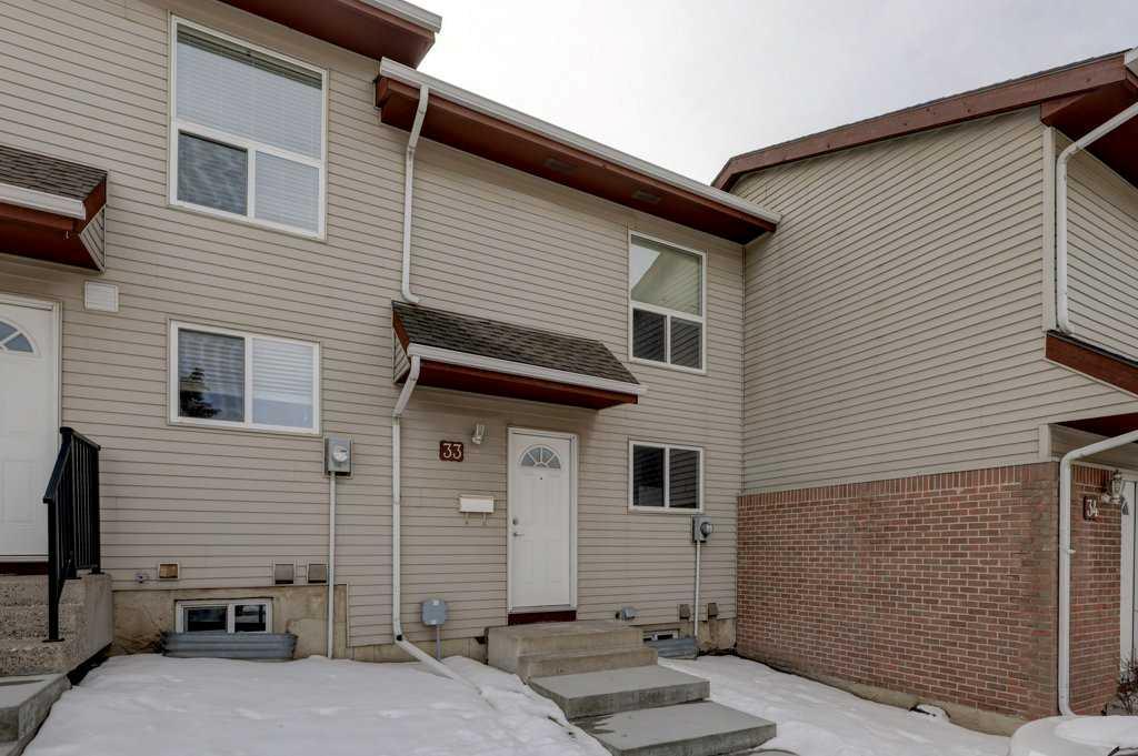33, 64 Whitnel Court NE, A2290841, Alberta,