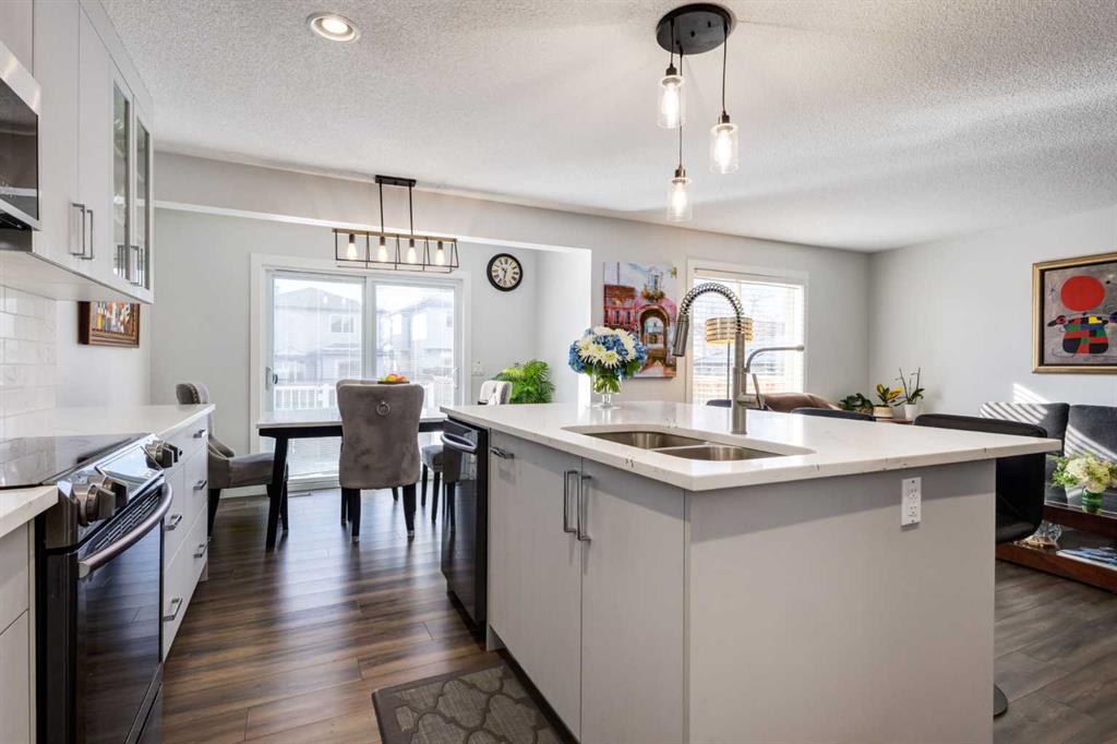 Fourth View of 202 Tuscany Vista Point NW, Tuscany, Calgary, Alberta, T3L 3A1