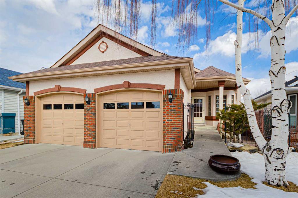 Second View of 20 Somerset Drive SW, Somerset, Calgary, Alberta, T2Y 3C3