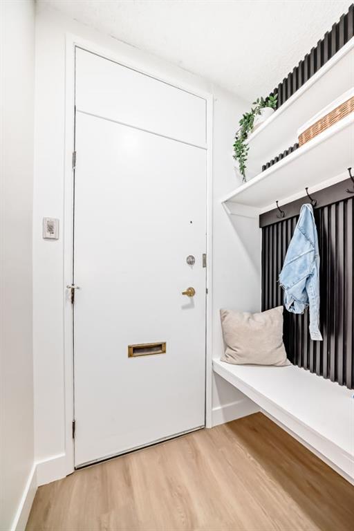 Third View of 106, 1328 13 Avenue SW, Bankview, Calgary, Alberta, T3C 0T3