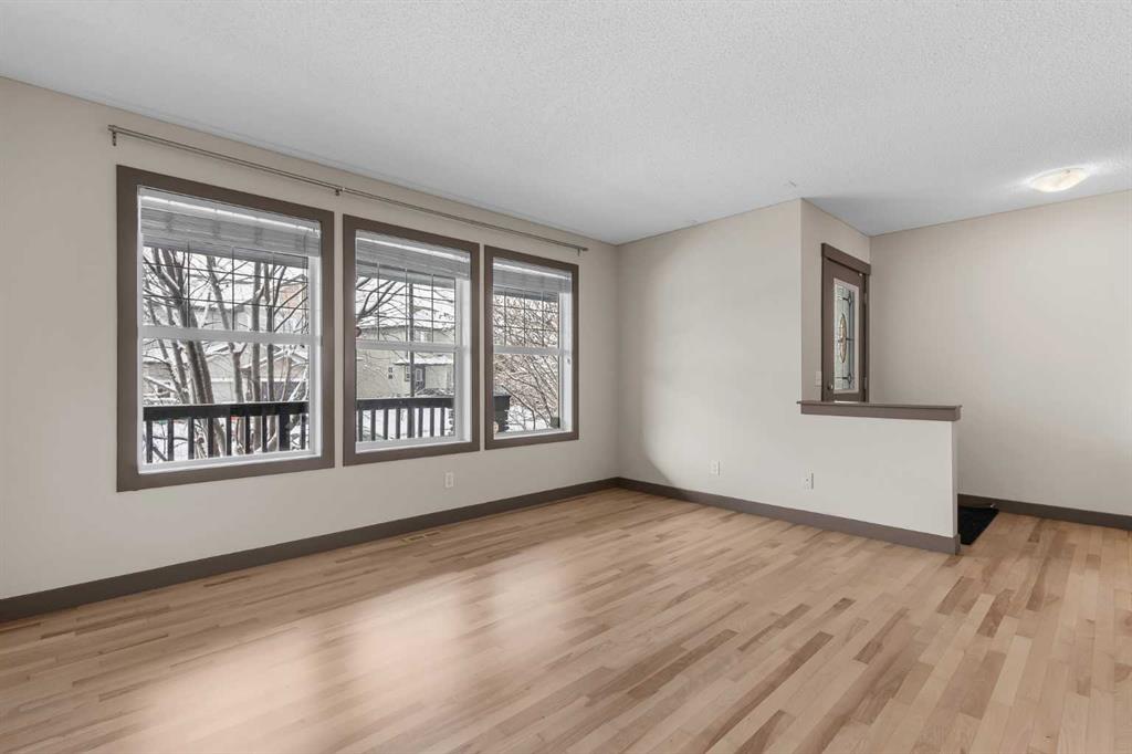 Fifth View of 106 Luxstone Way SW, Luxstone, Airdrie, Alberta, T4B 0H6