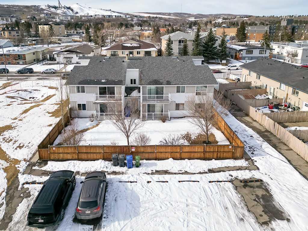 Fifth View of 5, 4328 75 Street NW, Bowness, Calgary, Alberta, T3B 2M8
