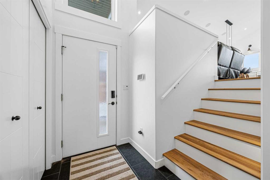 Third View of 6010 17 Street , Lakeside, Lloydminster, Alberta, T9V 3S2