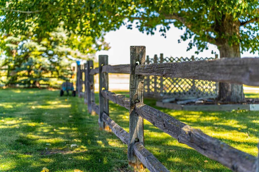 Fifth View of 32 Aventerra Way , NONE, Rural Rocky View County, Alberta, T3Z 0B1