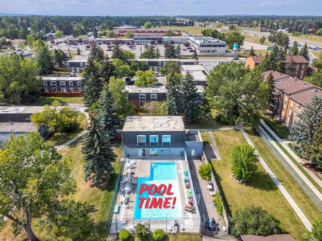 Fourth View of 82, 330 Canterbury Drive SW, Canyon Meadows, Calgary, Alberta, T2W1H6