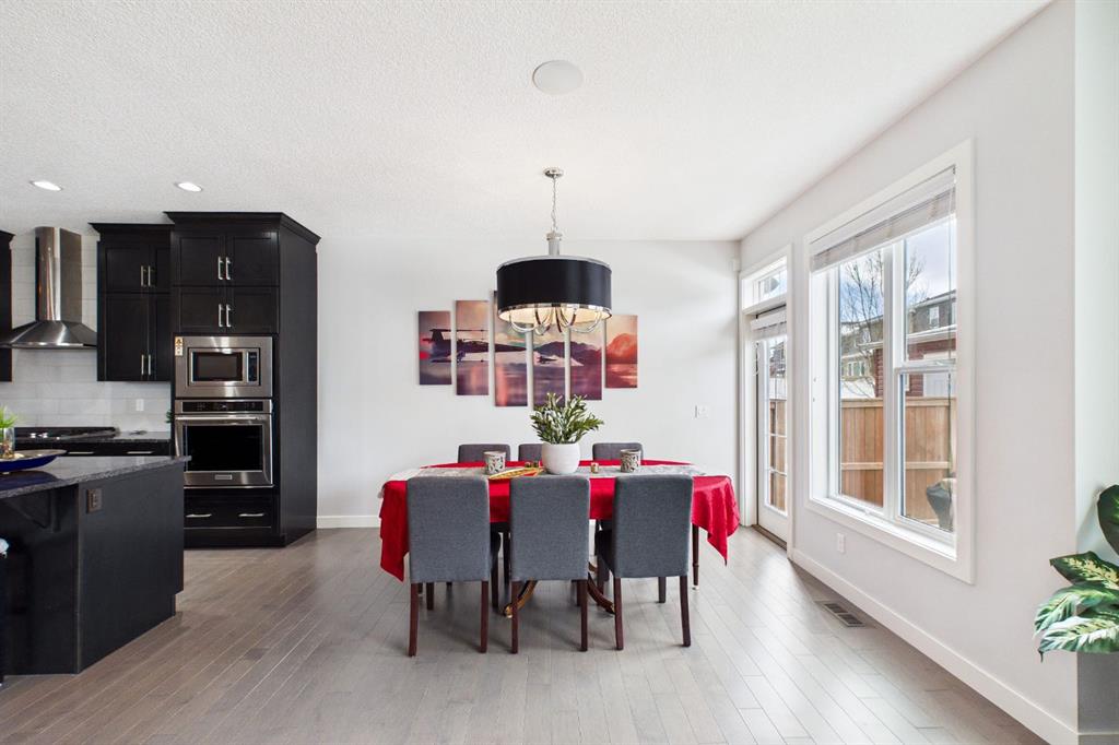 Fifth View of 29 Evansglen Place NW, Evanston, Calgary, Alberta, T3P 0P5