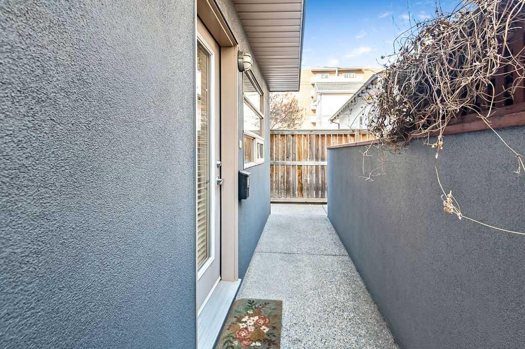Fourth View of 2, 1927 26A Street SW, Killarney/Glengarry, Calgary, Alberta, T3E 2B8