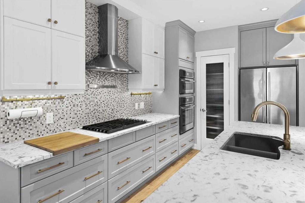 Fourth View of 2316 22 Street NW, Banff Trail, Calgary, Alberta, T2M3W4