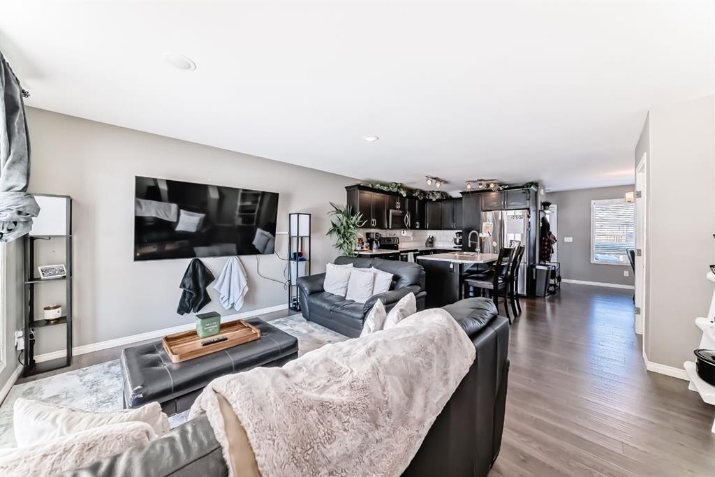 Fifth View of 44 Hawthorn Place , Hampton Pointe, Sylvan Lake, Alberta, T4S0R8