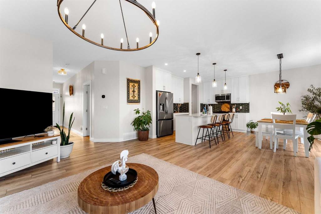 1082 Stoneside Road , A2291227, Alberta,