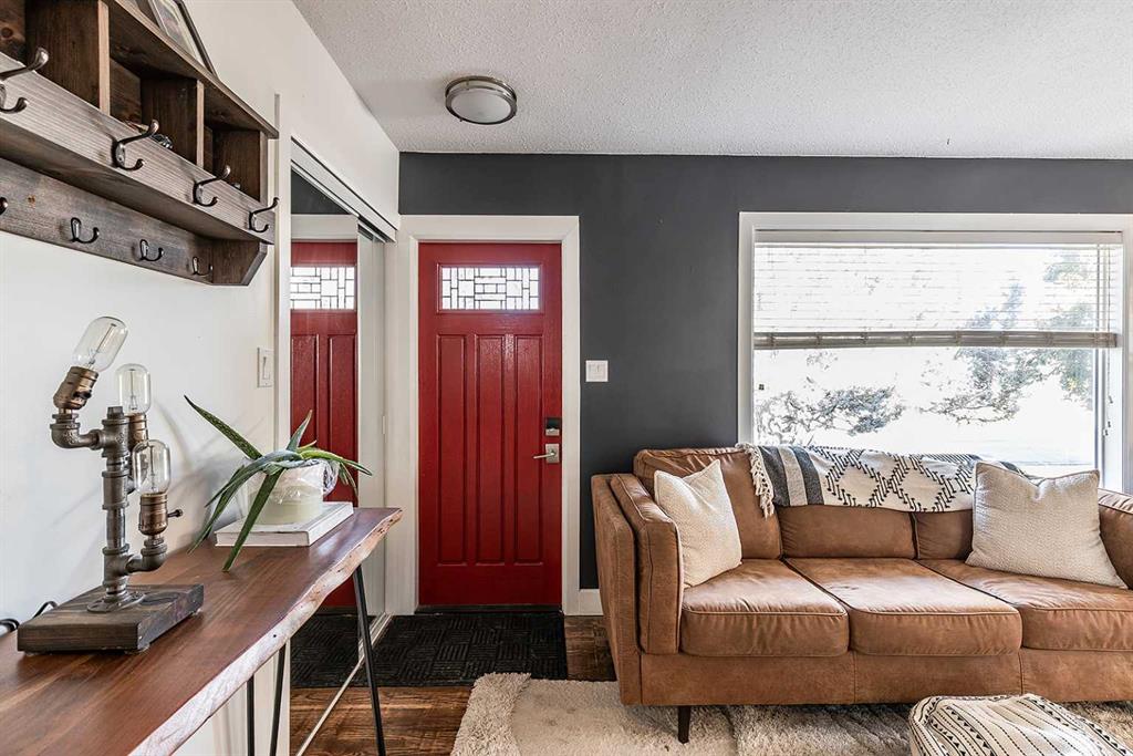 Fourth View of 683 7 Street SW, SW Hill, Medicine Hat, Alberta, T1A 4K9