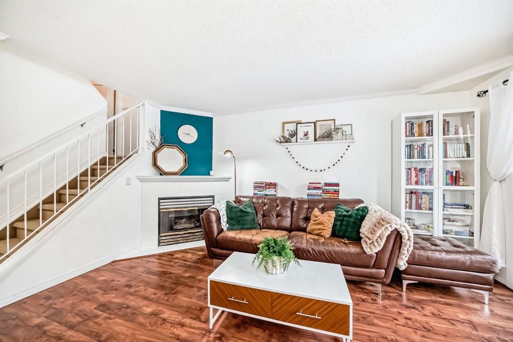 Third View of 6, 111 Grier Terrace NE, Greenview, Calgary, Alberta, T2K5Y6