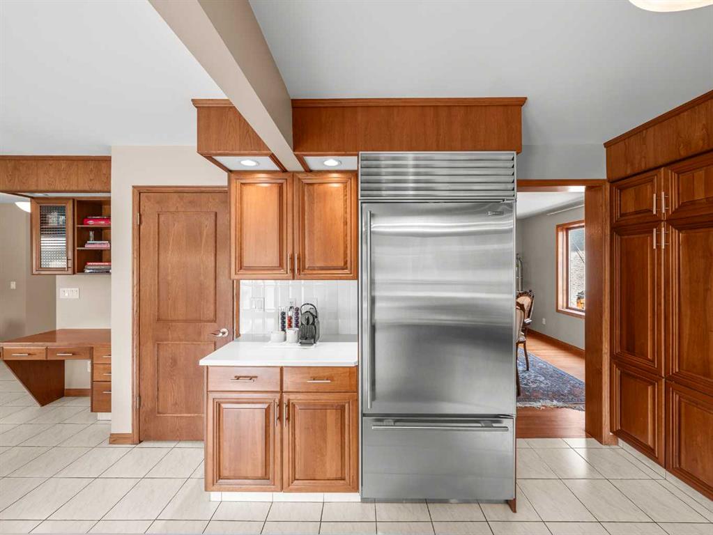 Fifth View of 146 Edgeview Road NW, Edgemont, Calgary, Alberta, T3A4V1