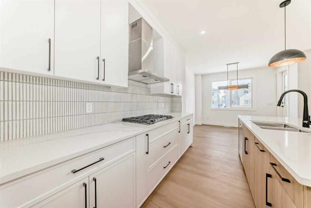 28 Saddlecrest Manor NE, A2291341, Alberta,