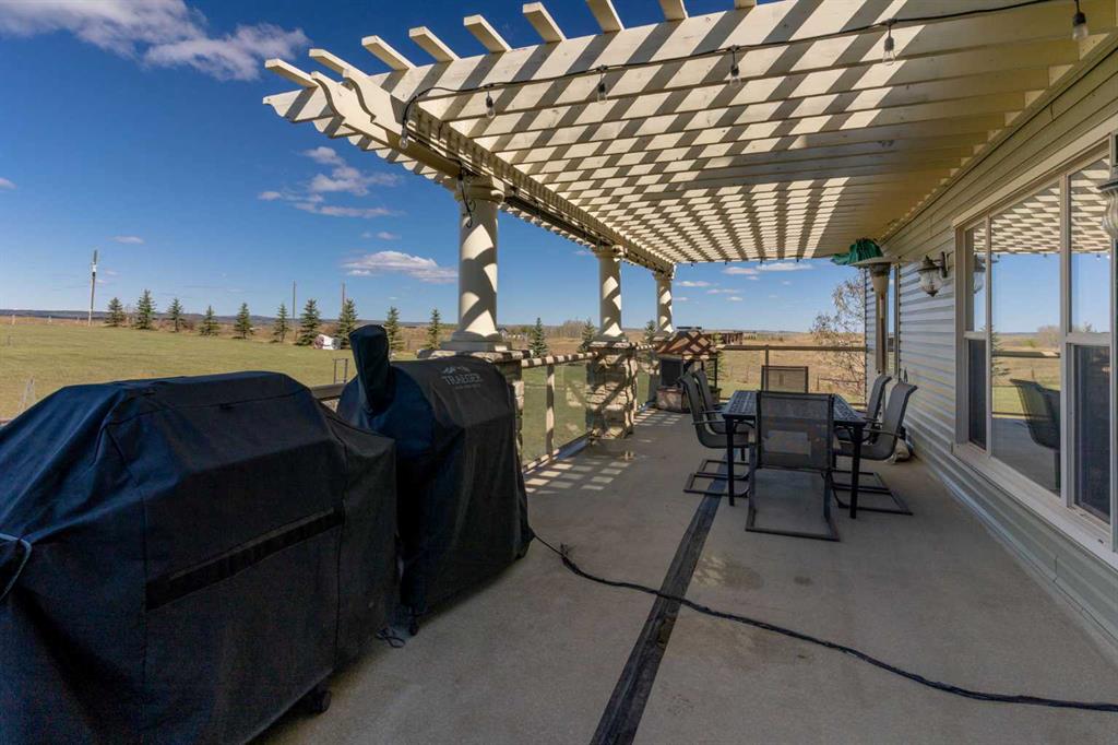 Fourth View of 281238 Range Road 42  , NONE, Rural Rocky View County, Alberta, T4C3A5