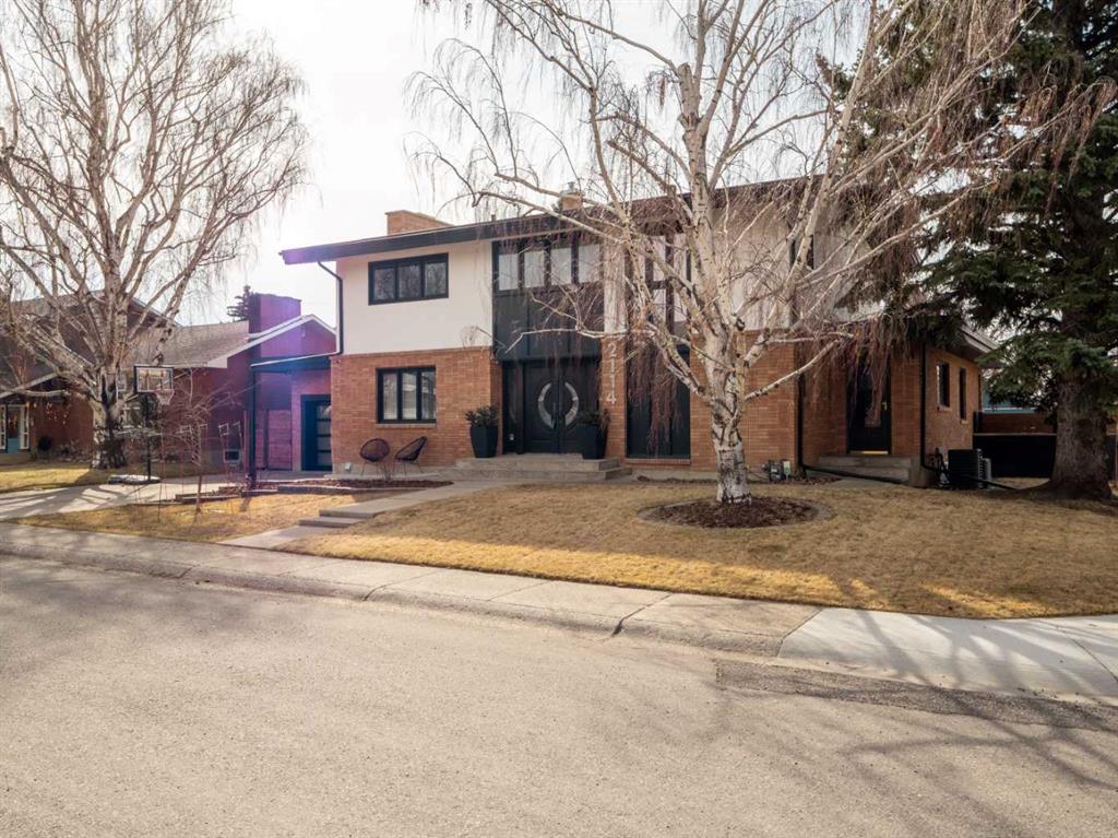 Third View of 2114 17 Avenue S, Agnes Davidson, Lethbridge, Alberta, T1K 1B3