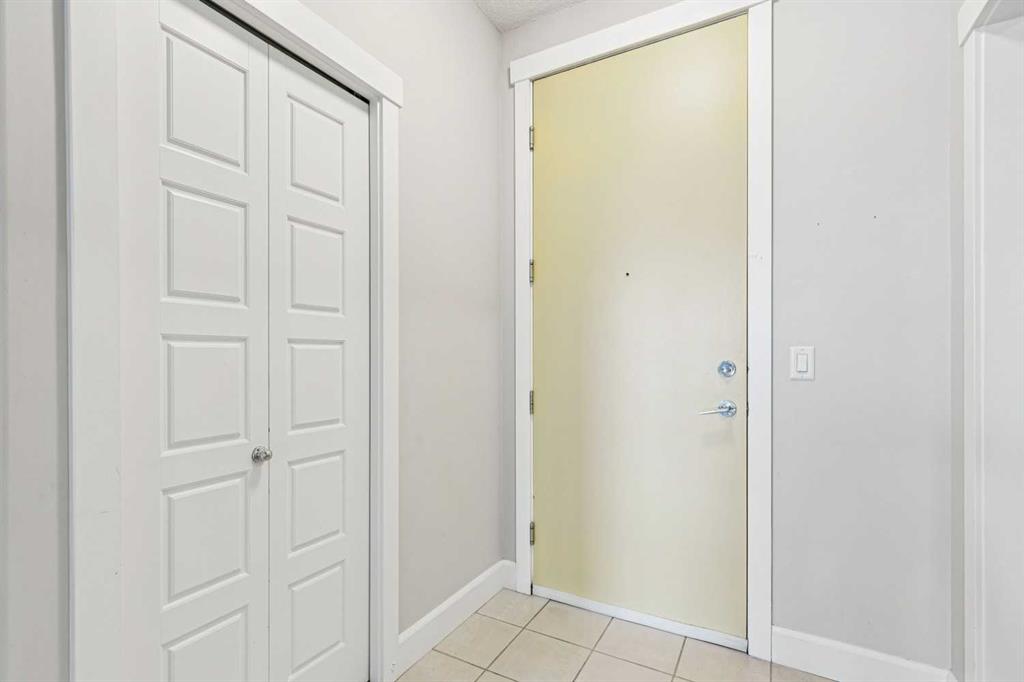 Fifth View of 403, 830 Centre Avenue NE, Bridgeland/Riverside, Calgary, Alberta, T2E 9C3