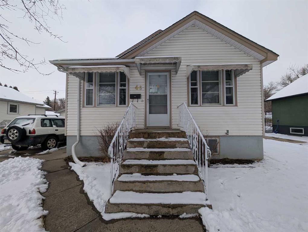 Fifth View of 46 2 Street NW, Riverside, Medicine Hat, Alberta, T1A 6J1