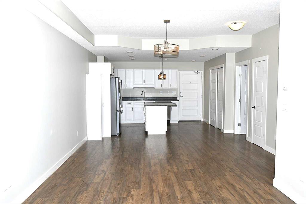 306, 499 Meadow Lake Court , A2291542, Alberta,