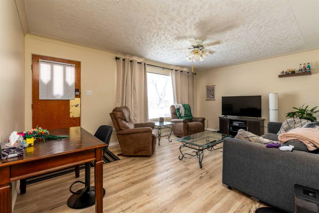 Fifth View of 4813 46 Street , Central Business District, Lloydminster, Saskatchewan, S9V 0J6