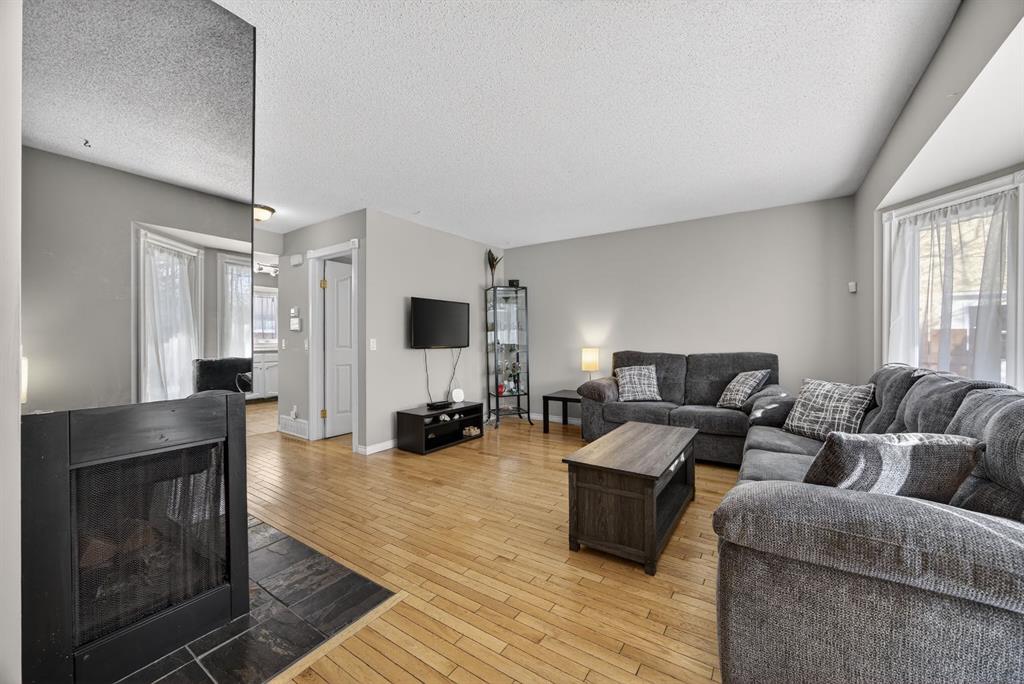 Fourth View of 178 Templehill Drive NE, Temple, Calgary, Alberta, T1Y4M2