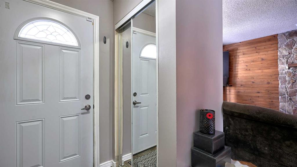 Third View of 35 Riverbirch Road SE, Riverbend, Calgary, Alberta, T2C 3M4