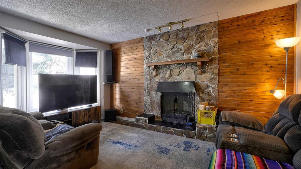 Fourth View of 35 Riverbirch Road SE, Riverbend, Calgary, Alberta, T2C 3M4