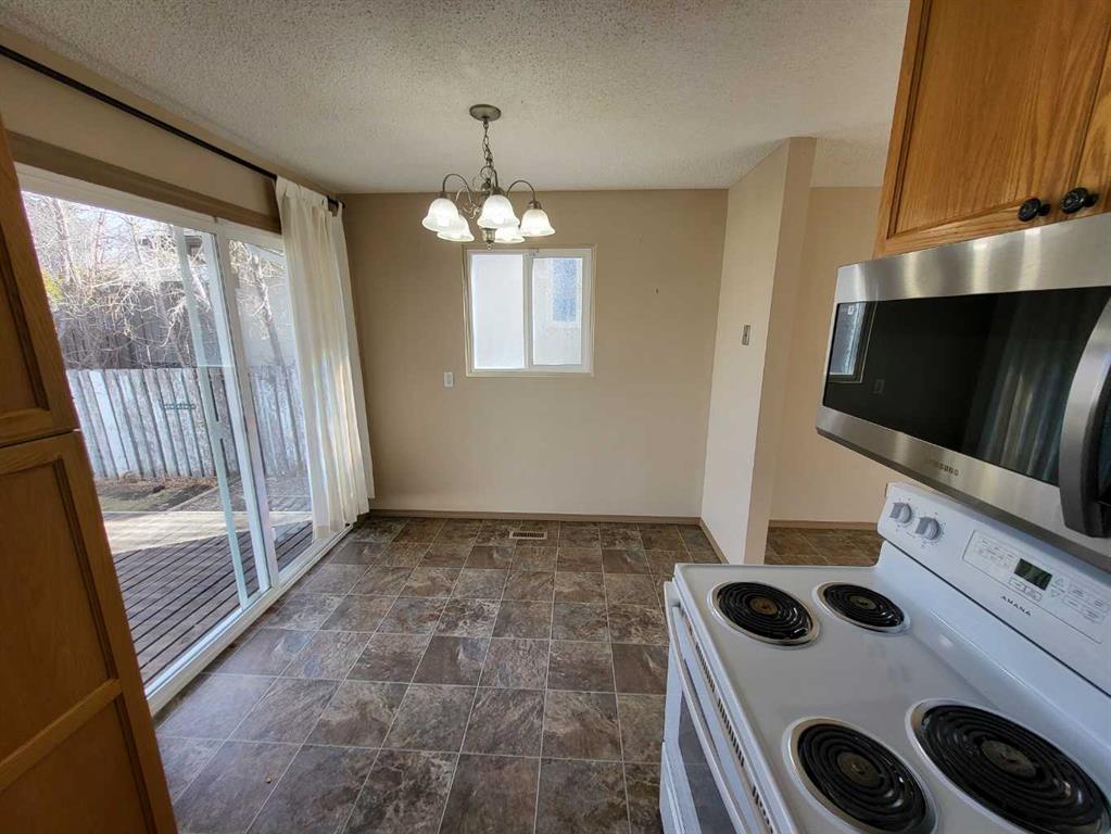 Fifth View of 2161 Palm Road S, Redwood, Lethbridge, Alberta, T1K 3N9