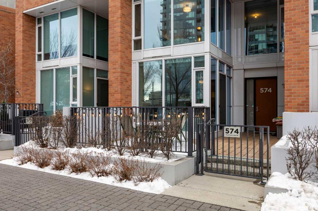 574 Riverfront Lane SE, A2291694, Alberta,